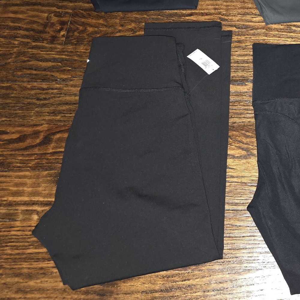 Black Old Navy Leggings - Size L